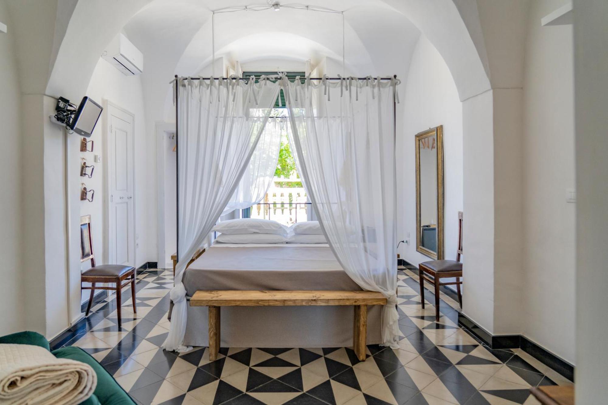 Masseria Montepaolo Dimora Di Charme Conversano Eksteriør bilde