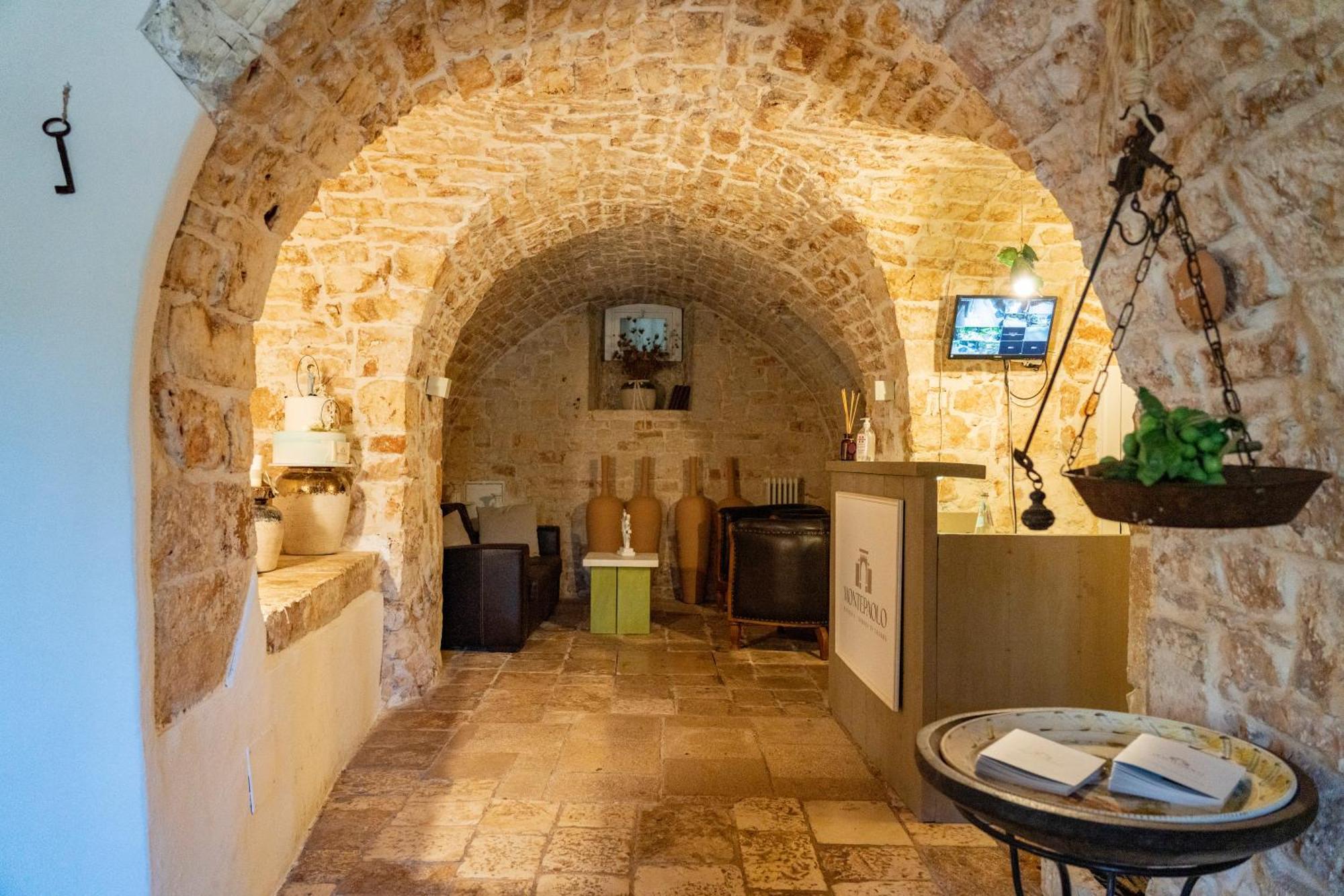 Masseria Montepaolo Dimora Di Charme Conversano Eksteriør bilde
